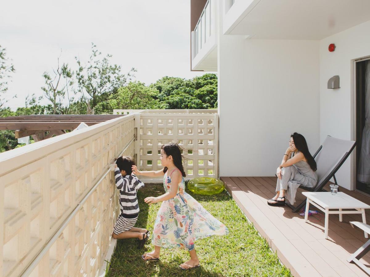Hideout Okinawa Uruma Eksteriør billede