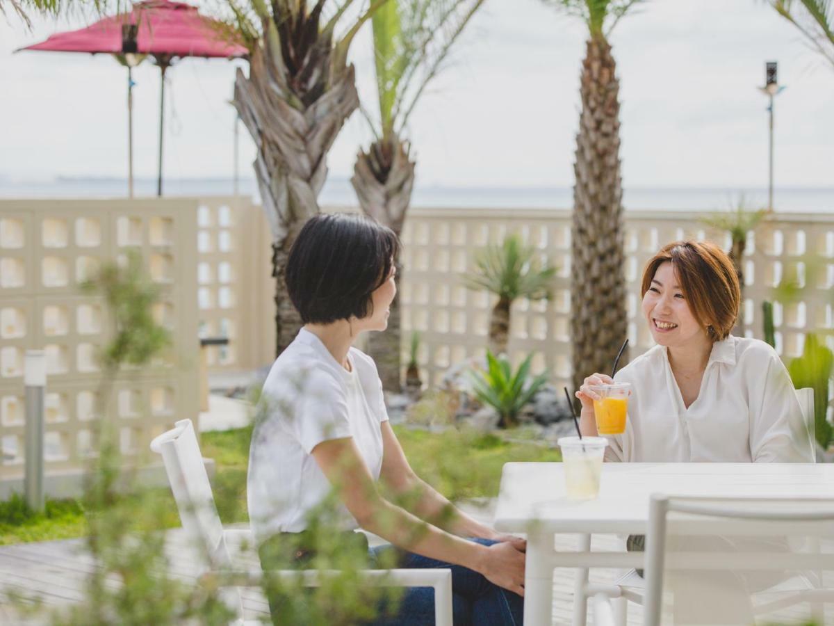 Hideout Okinawa Uruma Eksteriør billede