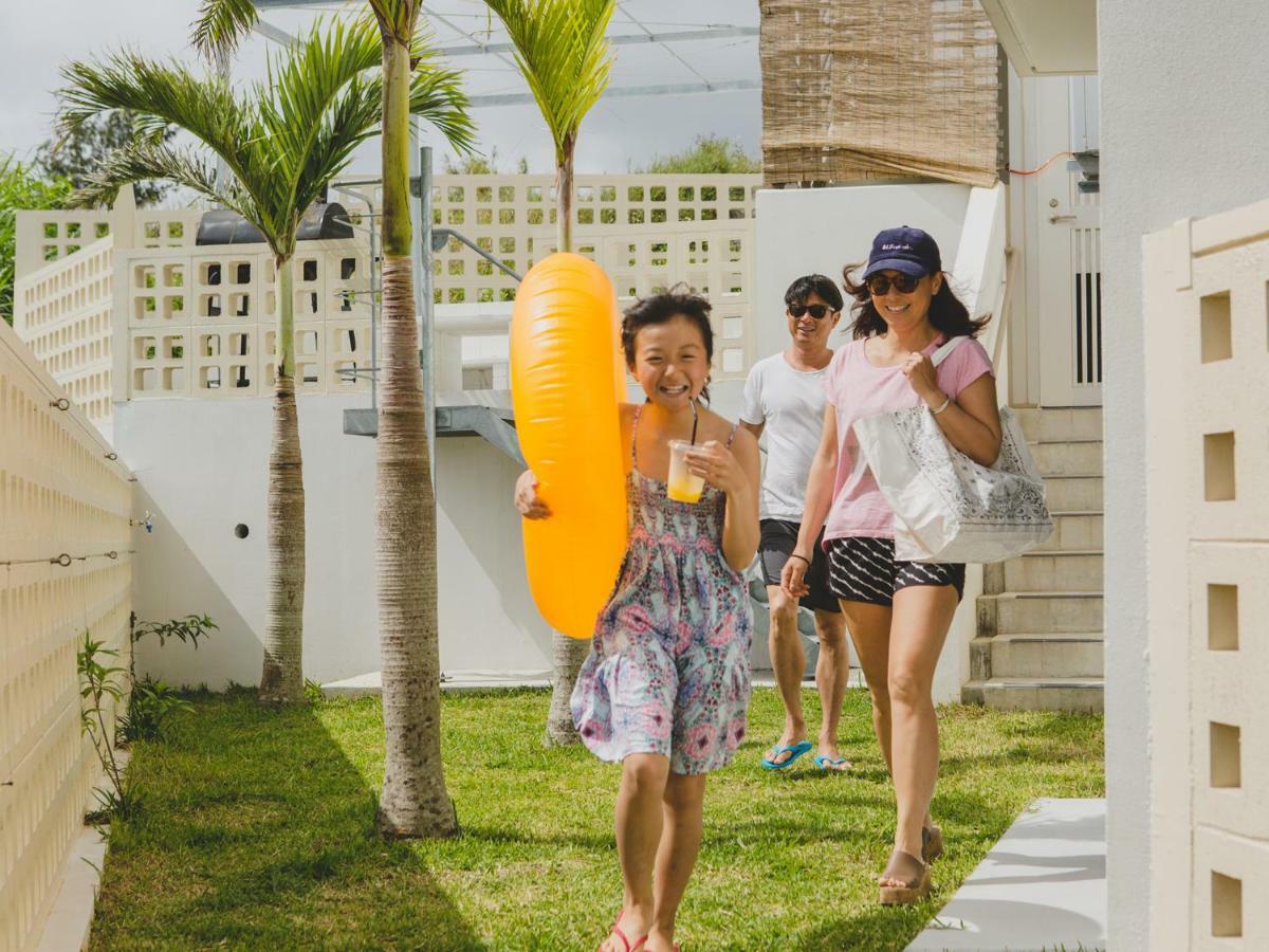 Hideout Okinawa Uruma Eksteriør billede